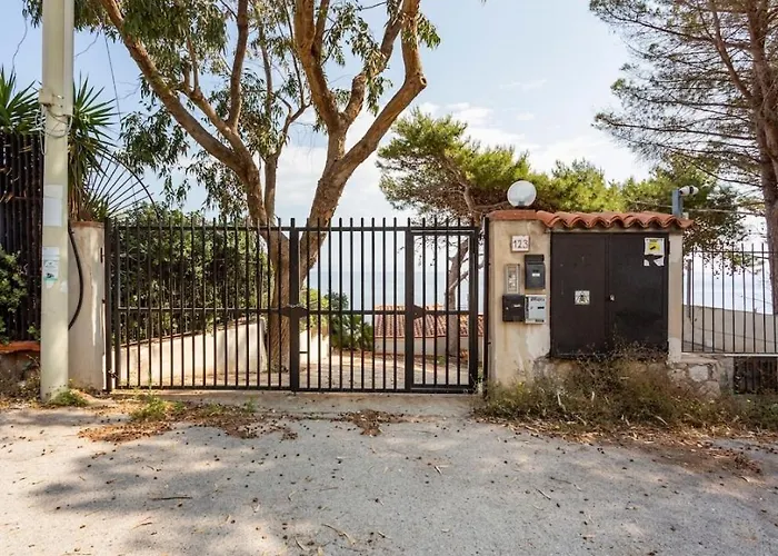Mare E Cielo Porticello